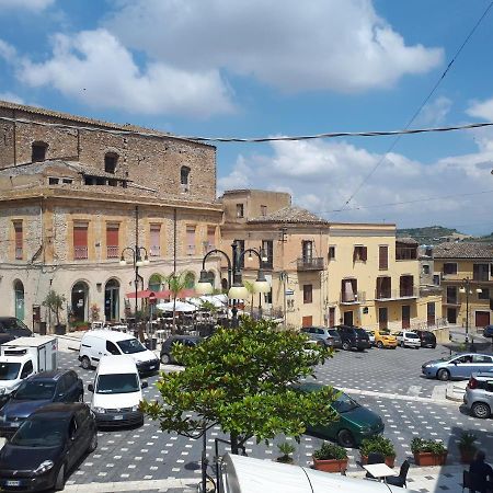 Casa Vacanza "La Chiazza Di Grutti" Grotte  エクステリア 写真