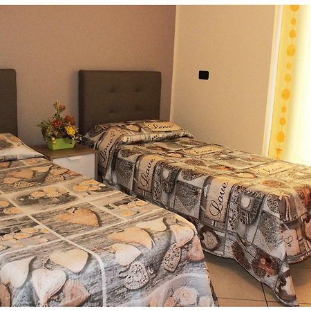 Casa Vacanza "La Chiazza Di Grutti" Grotte  エクステリア 写真